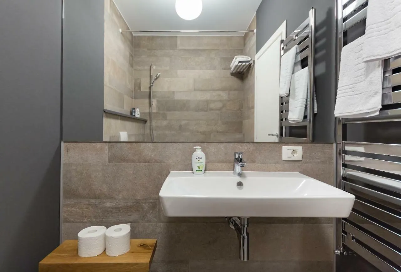 The Shades Of Grey-Tranquil 4Th-Floor Apartment Baneasa Area Bucharest