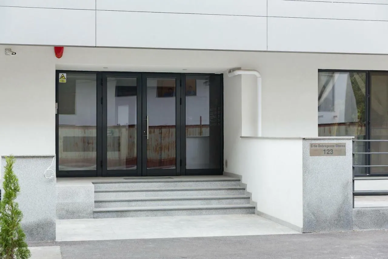 The Shades Of Grey-Tranquil 4Th-Floor Apartment Baneasa Area Bucharest 0*,